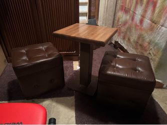Free small table chair