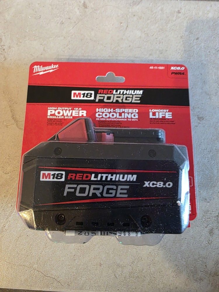 Milwaukee Forge Battery 8.0