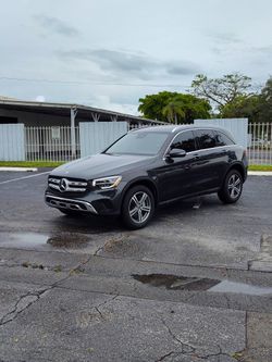 2022 Mercedes-Benz GLC 300