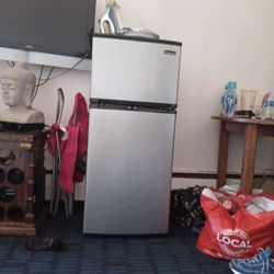 Magic CHEF MINI FRIDGE