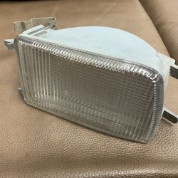 1993 - 99 VW JETTA, GOLF, GTI RIGHT PASSENGER SIDE TURN SIGNAL LIGHT USED OEM