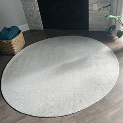 5’3” 100% Wool low pile rug