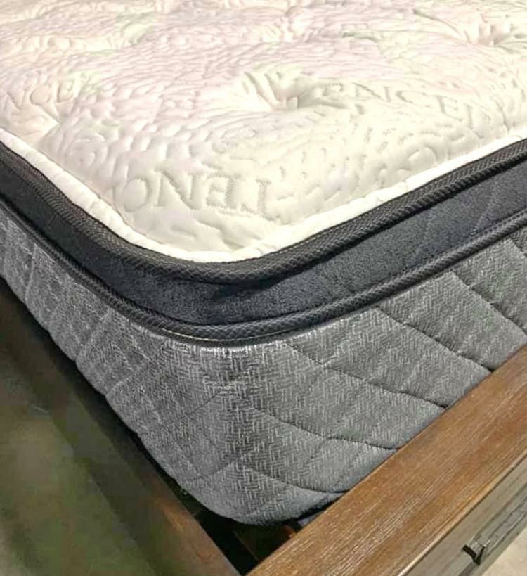 Queen Mattress! Need to Clear Out!