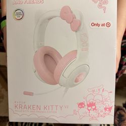 PC Hello Kitty headset