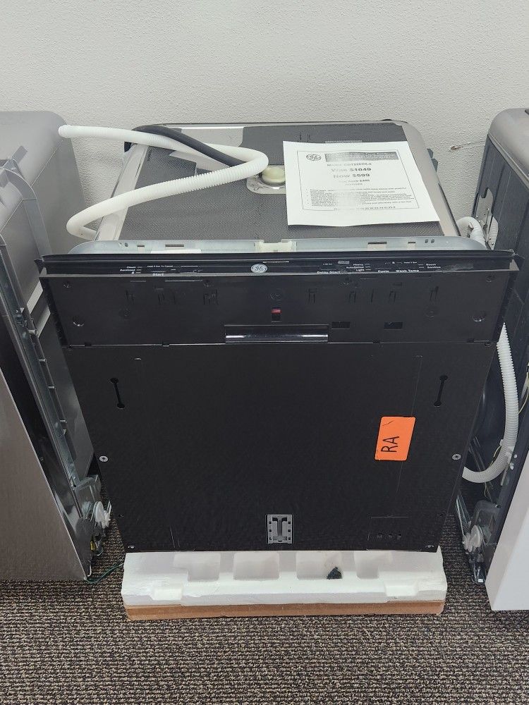 24 In Built-ln Custom Panel Ready ADA Top Control Tall Tub Dishwasher with Stainless Steel Tubland 51dBA