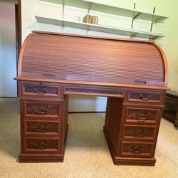 Solid Wood Roll-Top Desk – Heavy-Duty & Great Condition!