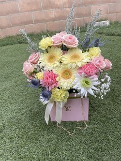 Flower Arrangements 