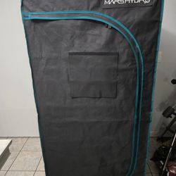 Mars Hydro 2.7x2.7x5.25