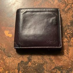 Unisex COACH Wallet!! Bi-fold!!