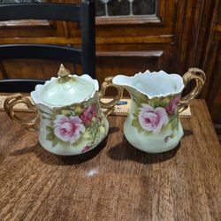 Lefton Cream And Sugaar Set