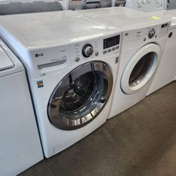 LG Front Load Washer And Dryer Set 