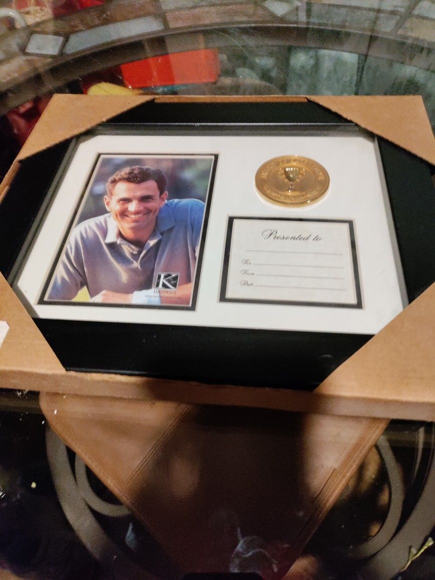 Award Of Excellence Picture Frame 10.inchx12 InchFrame 