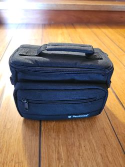Samsonite Padded Shoulder Strap Camera Bag with Front Zip Pocket