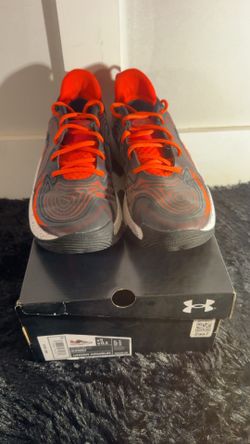 Under Armor Spawm 6 Basketball Shoe