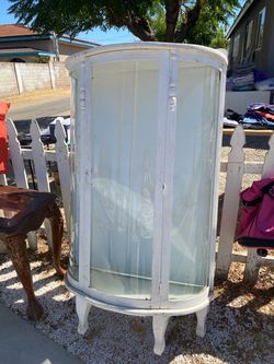 White wooden Cuiro