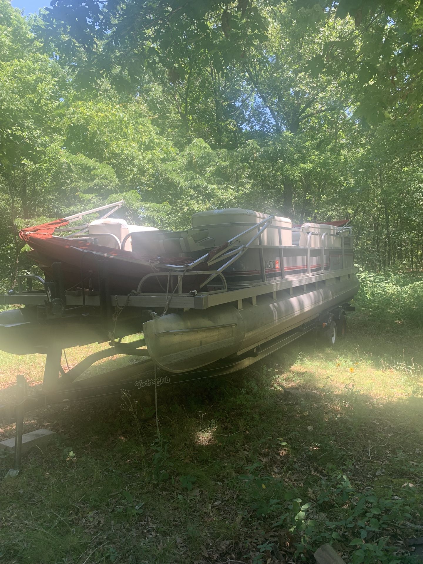 Pontoon Boat