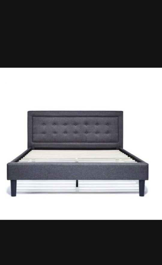 Queen Bedframe With Headboard