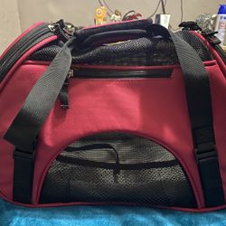 Small pet carrier