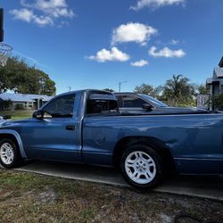 2003 Dodge Dakota
