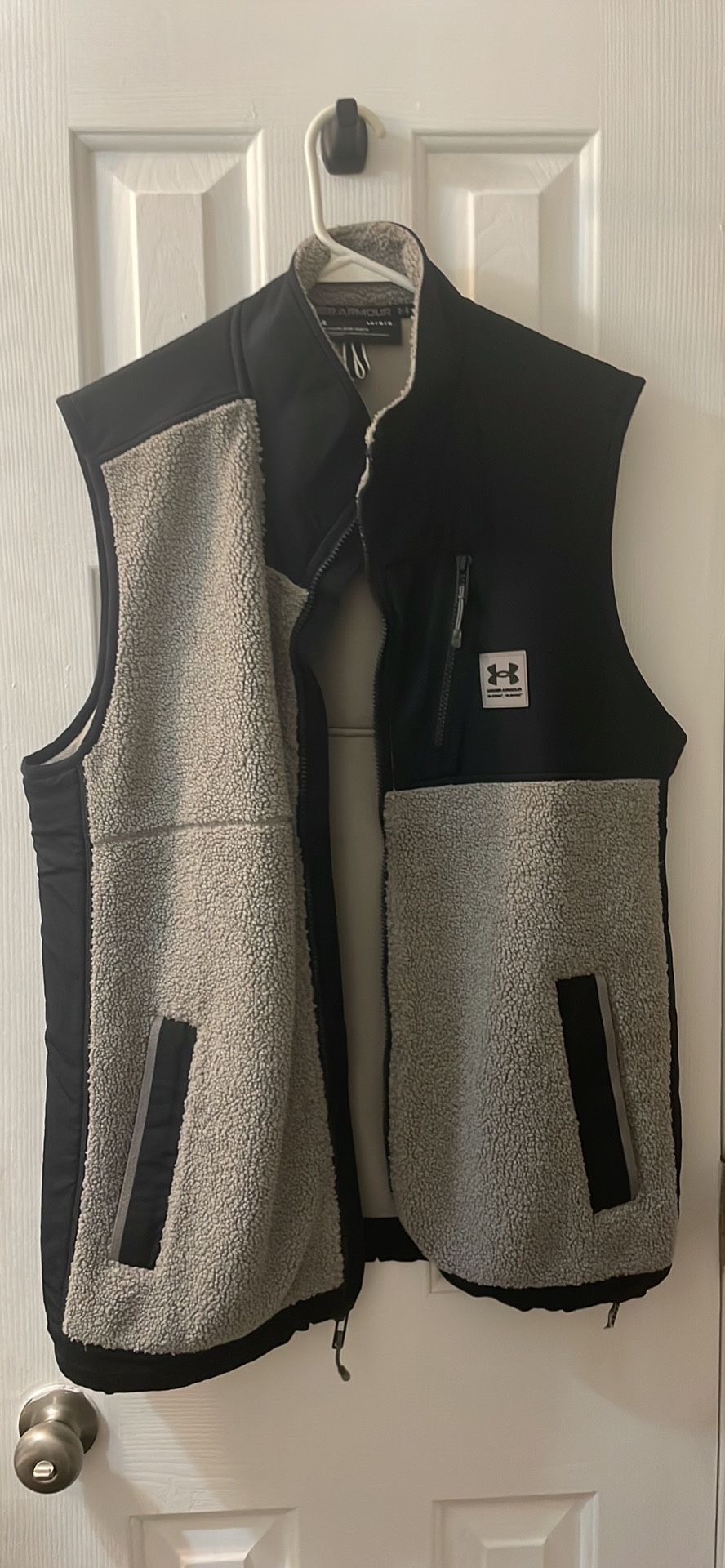 Men’s Under Armour  Vest 