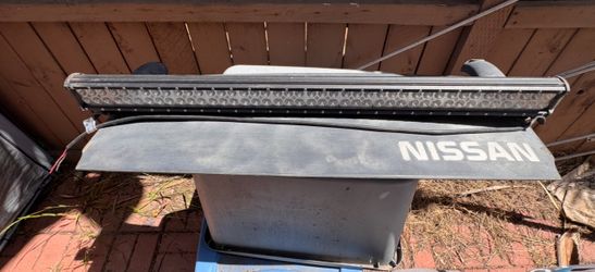 Xterra Frontier Roof Rack Guard With Light Bar 