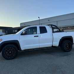 2016 Toyota Tundra