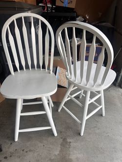 3 counter height dining chairs