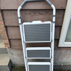 Step Ladder 