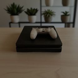 PS4 SLIM 1TB