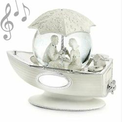 Things Remembered " Together Forever Musical Duffy Boat Snowglobe"