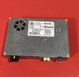 MERCEDES E-CLASS Sirius Satellite Radio Module Part# 1(contact info removed)00 A1(contact info removed)00