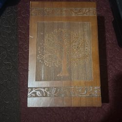 tree decoration urn