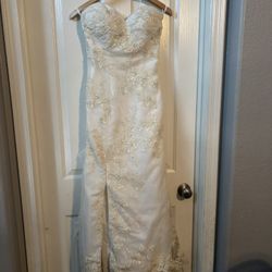 Wedding dress 