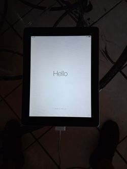 Apple iPad Tablet 16GB with Charging Cable