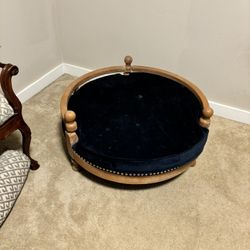 Circular Pet Couch 