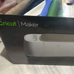 Cricut Maker $300