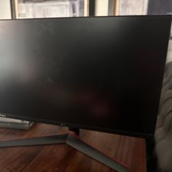 Ultragear 27GN800-B 27” QHD Gaming Monitor