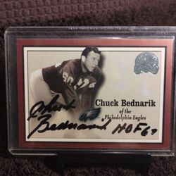 Chuck Bednarik HOF Autograph Fleer Card 