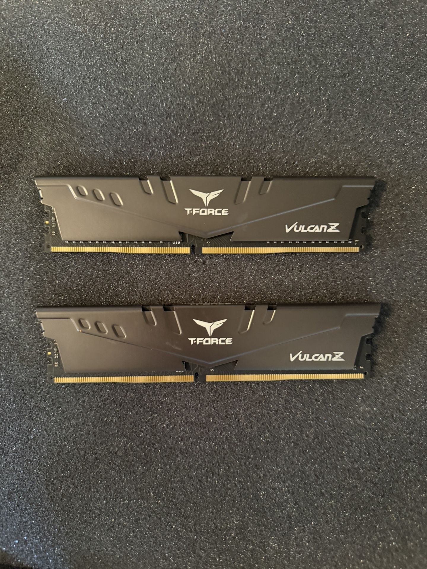 16GB (2×8GB) T-Force Vulcan Z DDR4 3200MHz RAM – Great Condition