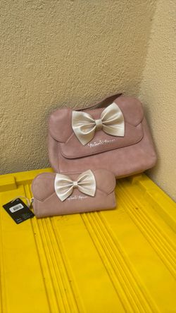 Minnie mouse purse with matching wallet