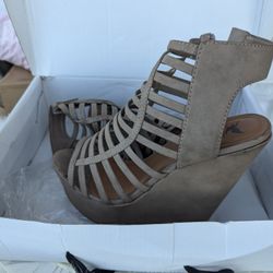 Beige Wedges Size 8.5