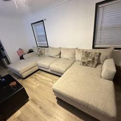 Sectional Couch 