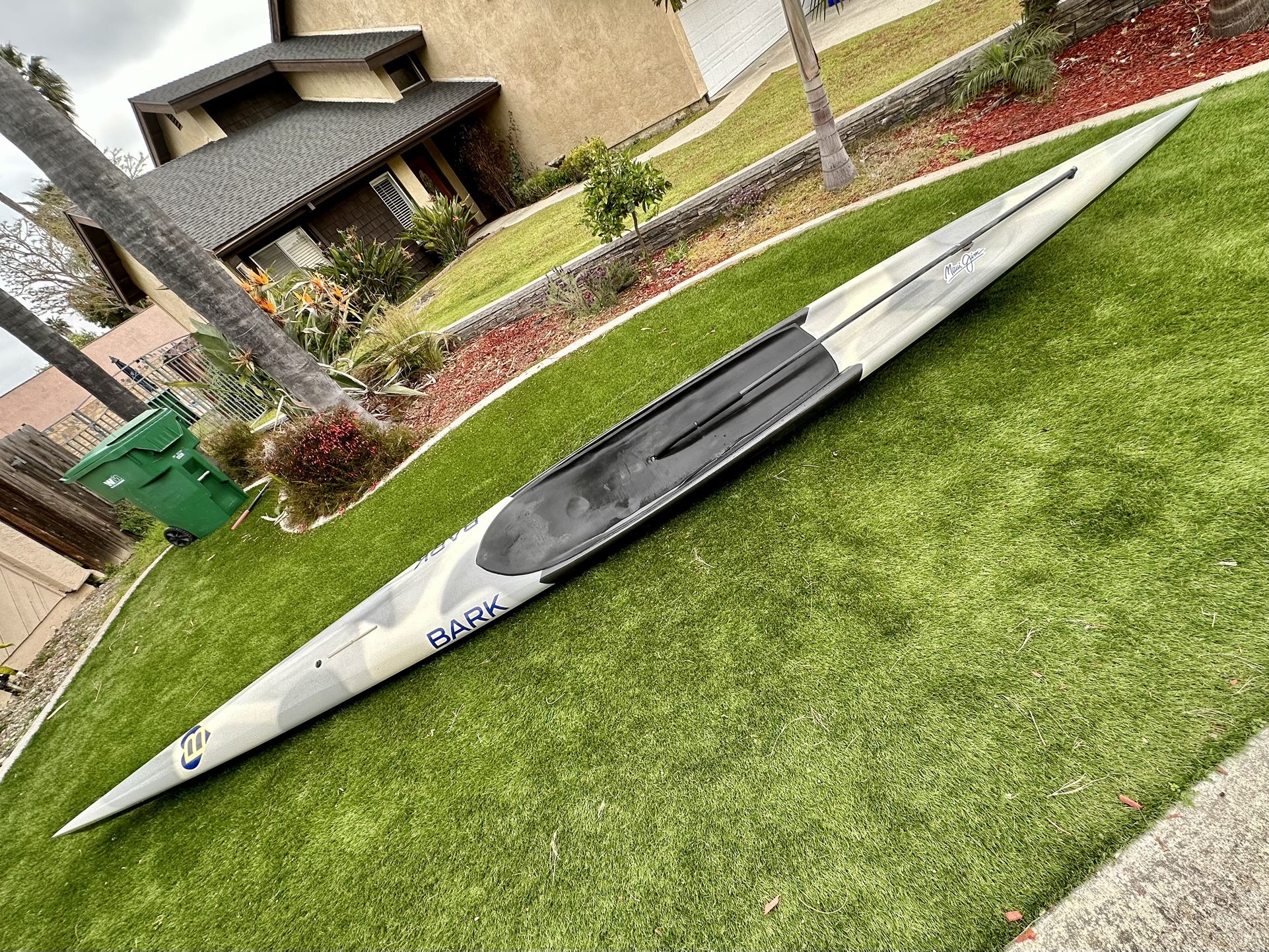 Bark Paddleboard 18’4”