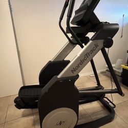 NordicTrack Freestyle Tread climber FS9I for Sale in Delray Beach FL OfferUp