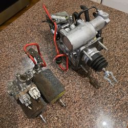 2012-2017 TOYOTA PRIUS C OEM HYBRID ABS BRAKE PUMP SYSTEM ANTI LOCK BOOSTER SET