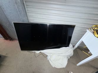 55” LG FLAT SCREEN