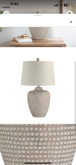 TABLE LAMP (read Description before messaging me)