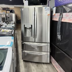 💥ON SALE NOW💥 LG STAINLESS STEEL 4-DOOR REFRIGERATOR 