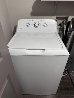 GE Top Load Washing Machine - Less Than 1 Year Old - Works Perfectly
