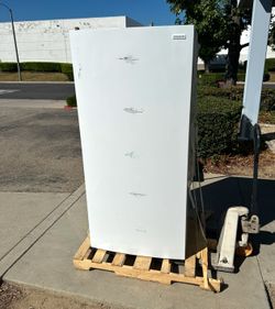 Frigidaire Freezer For Repair